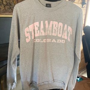 Long sleeve letter graphic tee